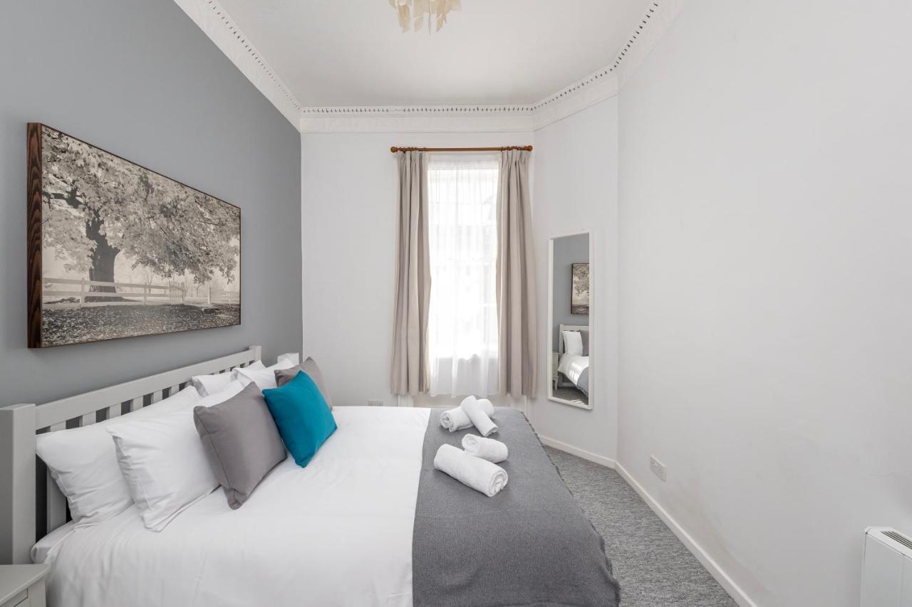 Super City Centre Apartment - Two Bedrooms, Perfect Location Bath Luaran gambar